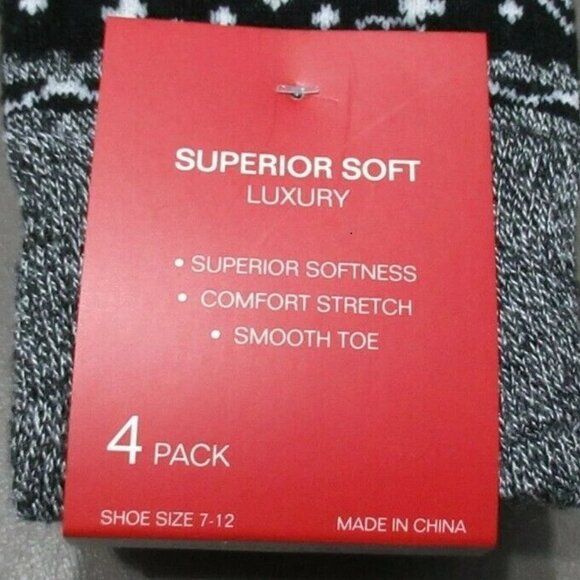 Perry Ellis Men's 4-Pair Holiday Novelty Socks, Multicolor, Shoe Size 7-12 - Picture 4 of 4